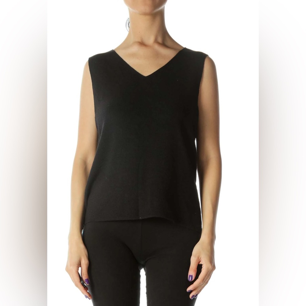 Due Per Due Veste Black Fitted Tank Top with V-Neckline